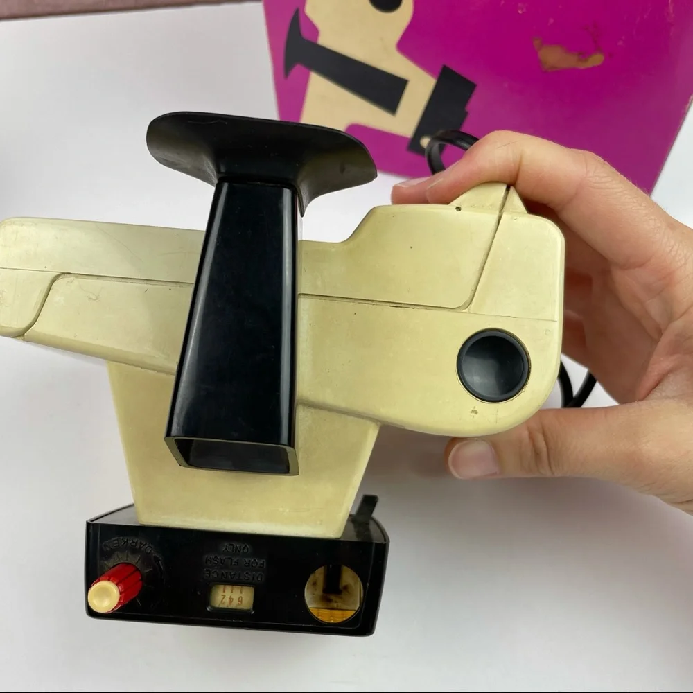 Vintage Polaroid The Swinger Land Camera Model 20 With Box